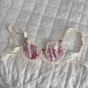 Fantasie Cream and Pink Lace Bra size 30 G